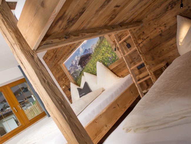 Stockbett aus Altholz